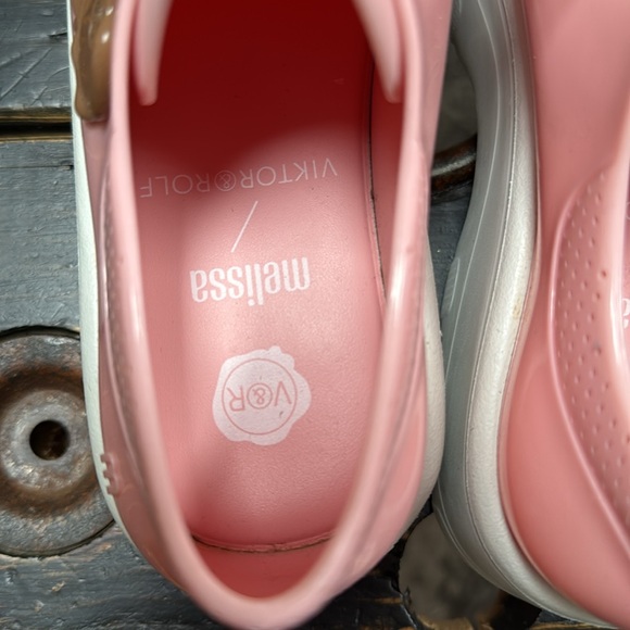 Melissa Viktor & Rolf Trainers - Size 5 - Picture 9 of 12